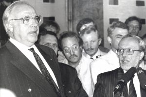 Pressekonferenz von Helmut Kohl und Lothar de Maizière nach einer Sondersitzung der CDU/DA- Volkskammerfraktion am 24. August 1990