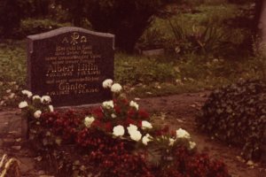 Günter Litfin,  in the Berlin border waters: Gravesite at the St. Hedwig Cemetery in Berlin-Weissensee (date of photo not known)