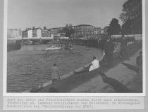 Axel Hannemann, shot dead in the Berlin border waters: West Berlin police crime site photo of the East German border police and firemen searching for Axel Hannemann in the Spree near the Reichstag building [June 5, 1962]