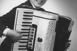 Dietmar Schwietzer, shot dead at the Berlin Wall: As a schoolchild with accordion (date of photo not known)