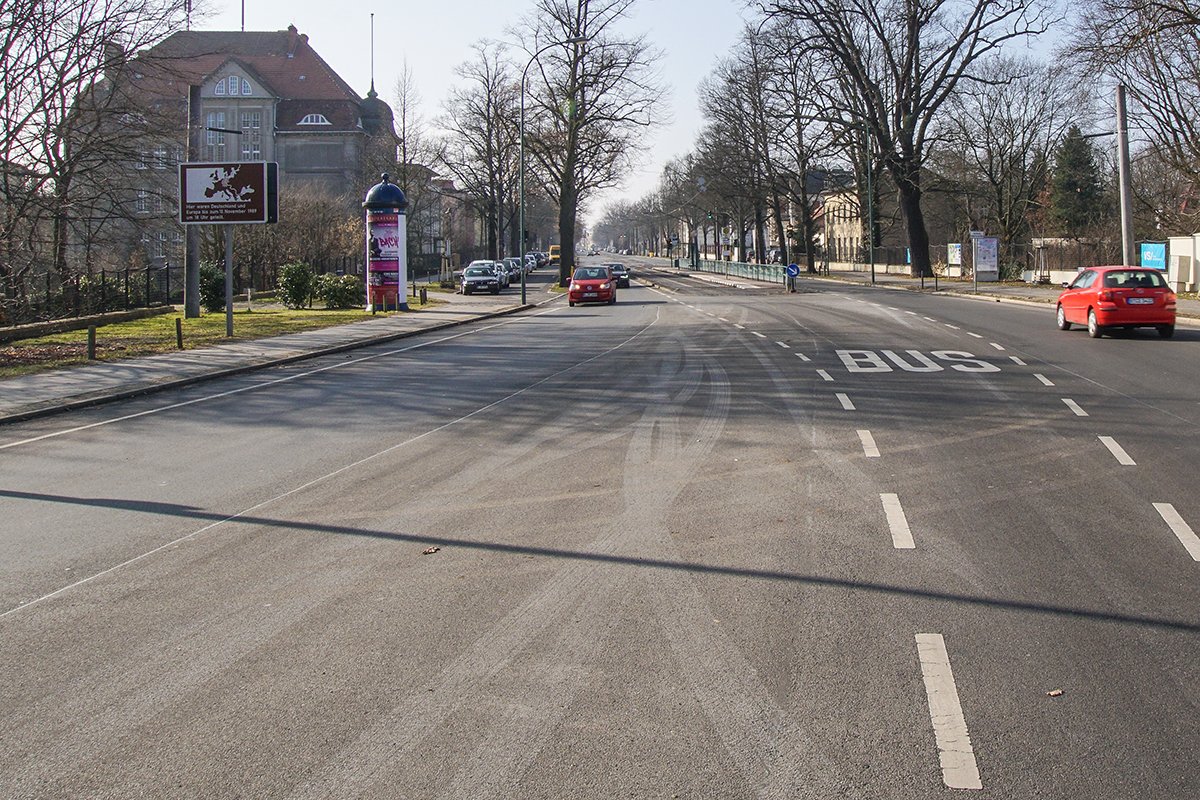 Glienicker Brücke, Zufahrt von Potsdam Zufahrt zur Glienicker Brücke aus Potsdam