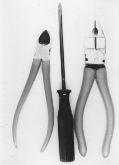 Walter Kittel, shot dead at the Berlin Wall: Tools he took with him to get through the border fortifications [MfS photo; October 1965]