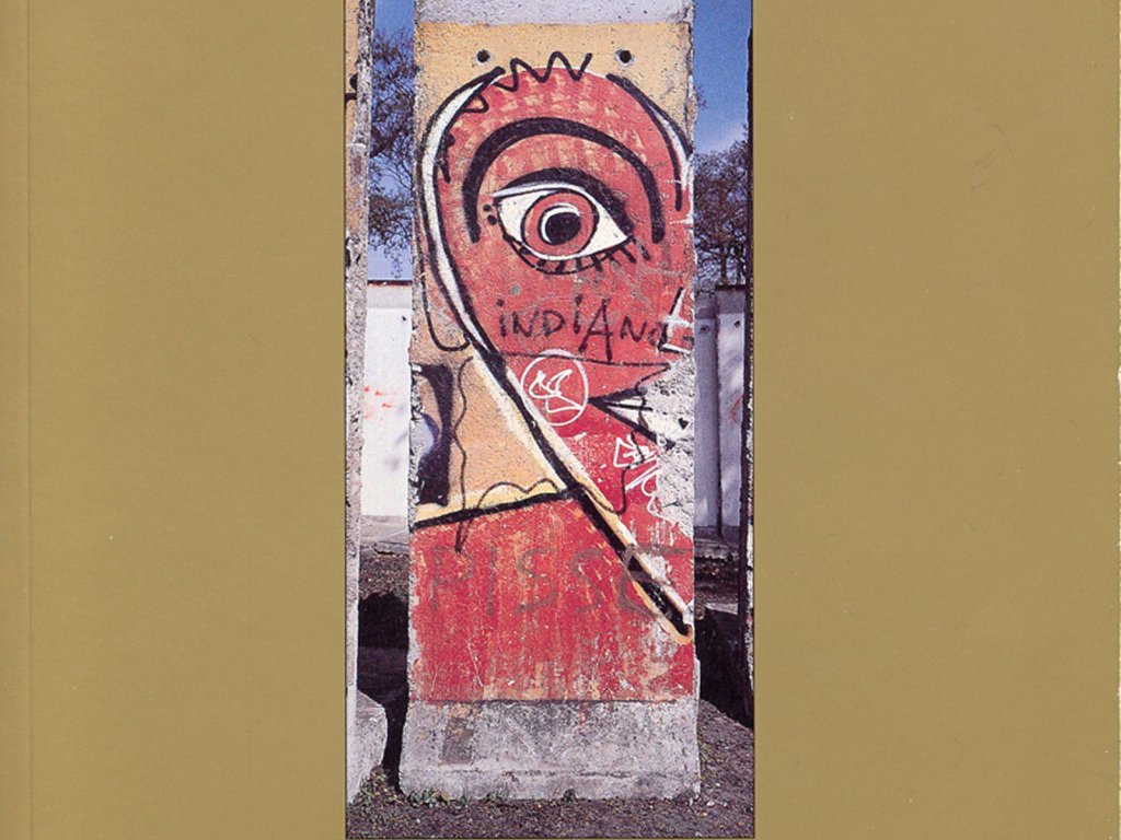 In Monte Carlo werden am 23. Juni 1990 Mauersegmente versteigert (Titelbild des 1990 im Berliner Elefanten Press Verlages erschienen Auktionskataloges) In Monte Carlo werden am 23. Juni 1990 Mauersegmente versteigert (Titelbild des 1990 im Berliner Elefanten Press Verlages erschienen Auktionskataloges)