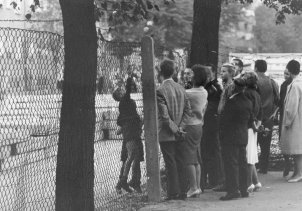 Berlin residents at the barbed wire, September 1961
