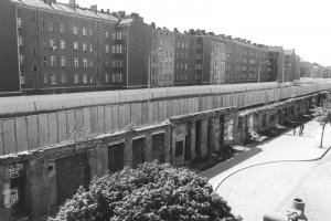 Wall in Bernauer Strasse (taken 7 July 1980)
