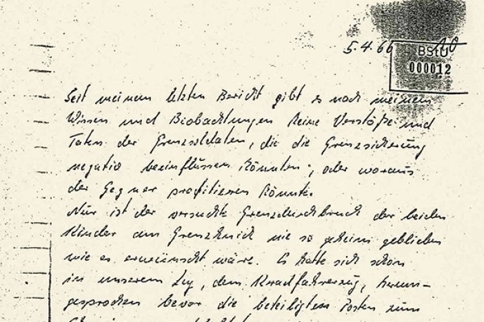 Stasi-Spitzelbericht eines DDR-Grenzsoldaten über die Reaktionen auf den Tod von Lothar Schleusener und Jörg Hartmann, 5. April 1966 Stasi-Spitzelbericht eines DDR-Grenzsoldaten über die Reaktionen auf den Tod von Lothar Schleusener und Jörg Hartmann, 5. April 1966