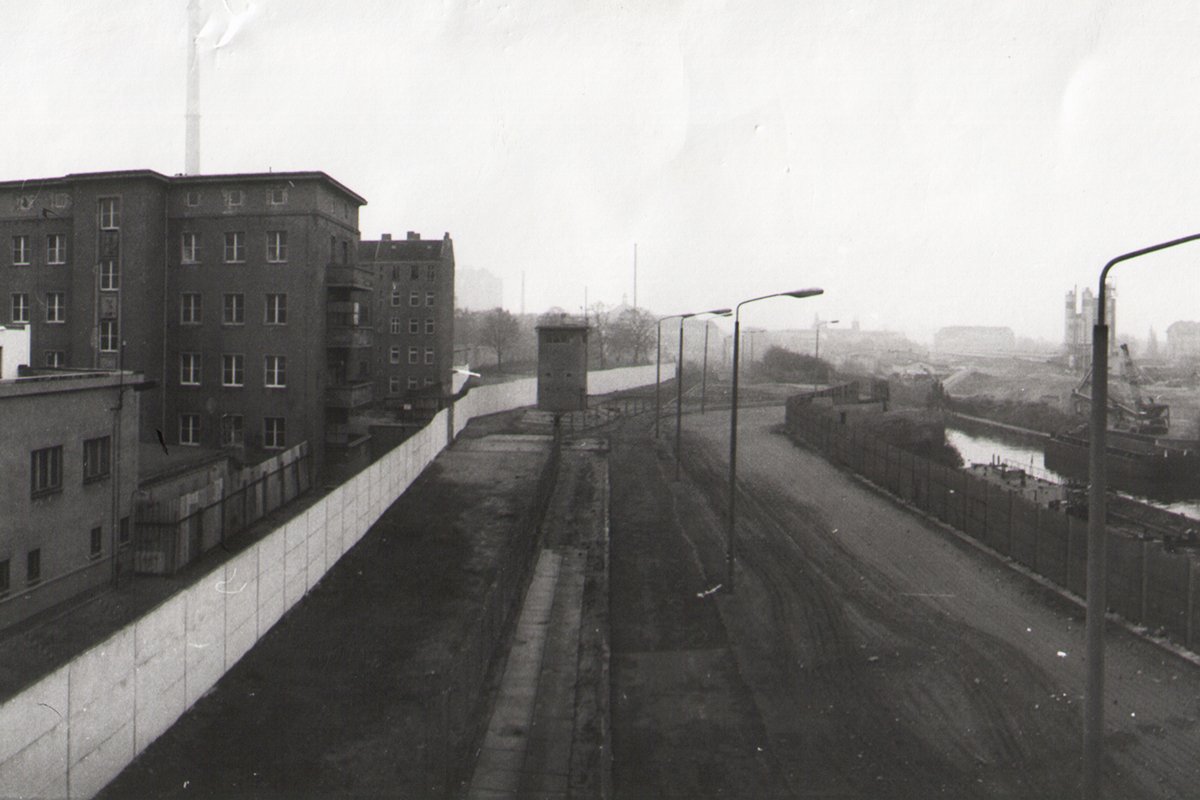 Führungsstelle der DDR-Grenztruppen am Kieler Eck/Spandauer Schiffahrtskanal Führungsstelle der DDR-Grenztruppen am Kieler Eck/Spandauer Schiffahrtskanal