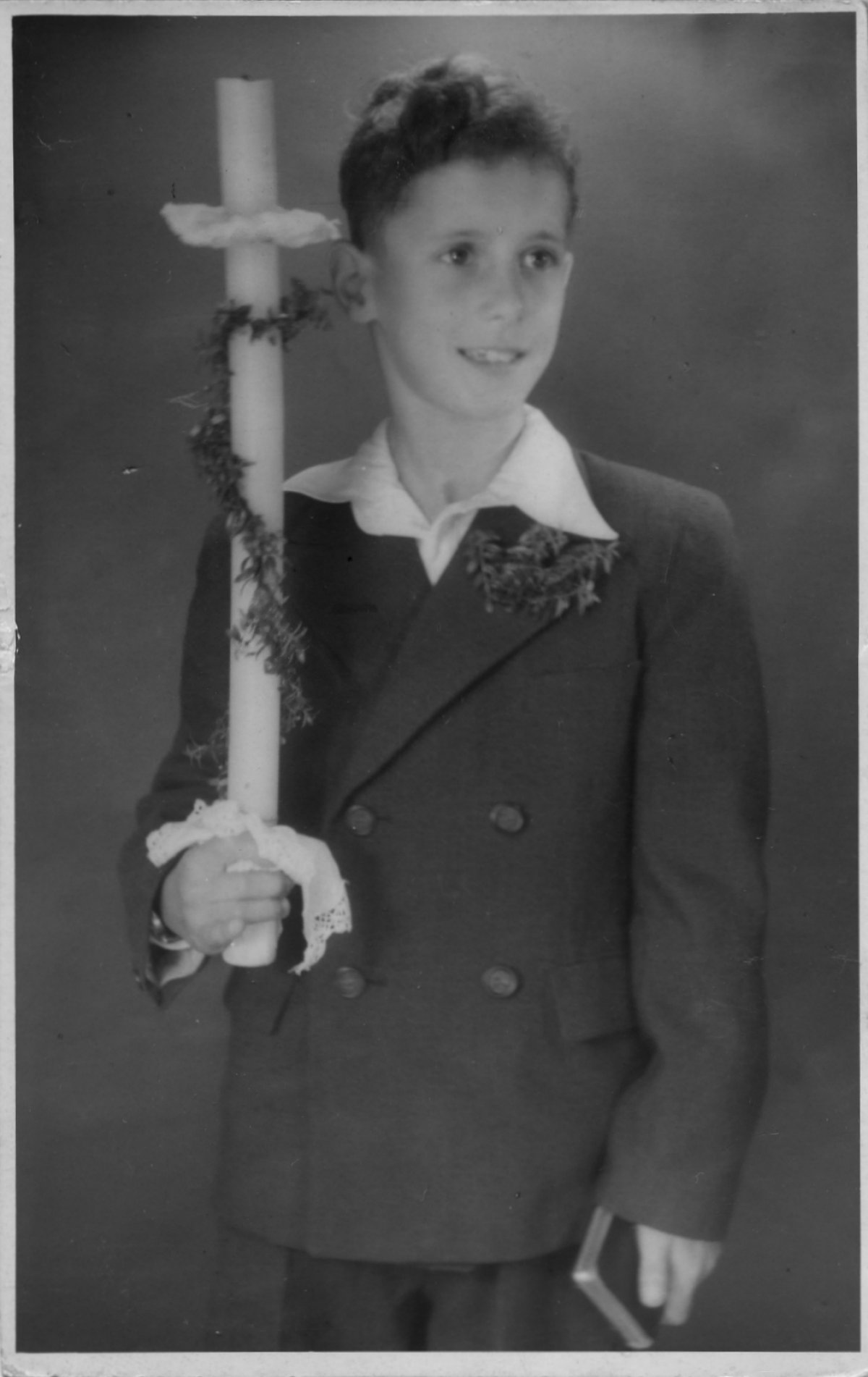 Günter Litfin, shot dead in the Berlin border waters: First communion (photo: ca. 1947) Günter Litfin, shot dead in the Berlin border waters: First communion (photo: ca. 1947)