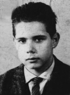 Christian Peter Friese: born on January 5, 1948, shot dead at the Berlin Wall on December 25, 1970 while trying to escape (date of photo not known)