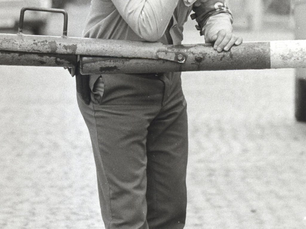 Zukunft nur für den weiteren Abriss von Mauer und Schlagbäumen: Die DDR-Grenztruppen haben ausgedient, September 1990.