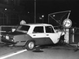 An der Betonsperre festgefahren: Gescheiterte Flucht mit einem PKW Marke „Lada“ über den Grenzübergang Chausseestraße, 27. September 1986