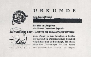 Urkunde für die Teilnahme am FDJ-Aufgebot "Das Vaterland ruft  schützt die sozialistische Republik"