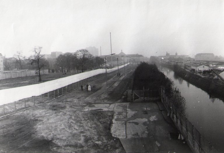 Invalidenfriedhof/Spandauer Schiffahrtskanal, Aufnahme 1980er Jahre
