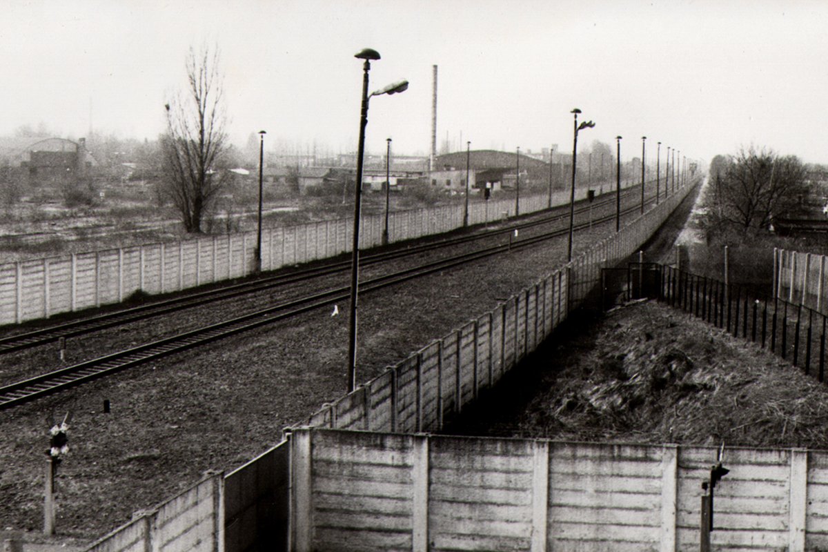 Grenzübergangsstelle Staaken/Eisenbahn, Aufnahme 1980er Jahre Grenzübergangsstelle Staaken/Eisenbahn, Aufnahme 1980er Jahre