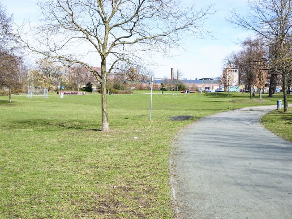 Führungsstelle der DDR-Grenztruppen am Schlesischen Busch in Berlin-Treptow (2); Aufnahme 2015