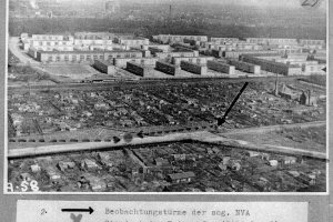 Lothar Schleusener, shot dead at the Berlin Wall: West Berlin police photo of the border territory between Berlin-Neukölln and Berlin-Treptow with direction of fired bullets marked [March 14, 1966]