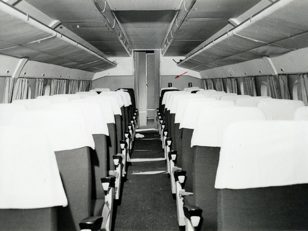 Christel and Eckhard Wehage, suicide following failed escape attempt at Berlin-Schönefeld airport: MfS crime site photo showing Christel and Eckhard Wehage’s seats on plane (Numbers 1 and 2) [March 10, 1970]