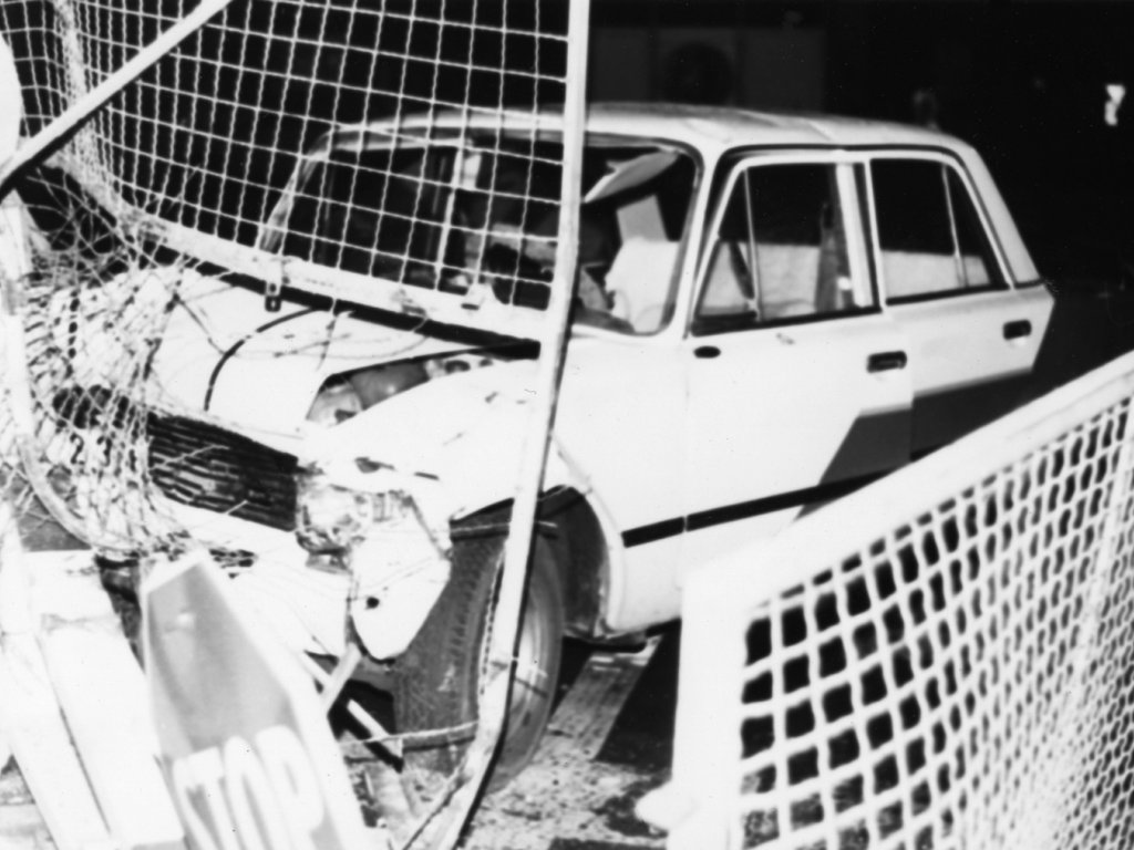 Totalschaden am Kraftfahrzeug: Gescheiterte Flucht mit einem PKW Marke „Lada“ über den Grenzübergang Chausseestraße, 27. September 1986