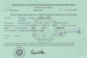 Mehrfachberechtigungsschein für Einreisen von West-Berlinern in die DDR mit einer Gültigkeit von 48 Stunden, 11. Mai 1988