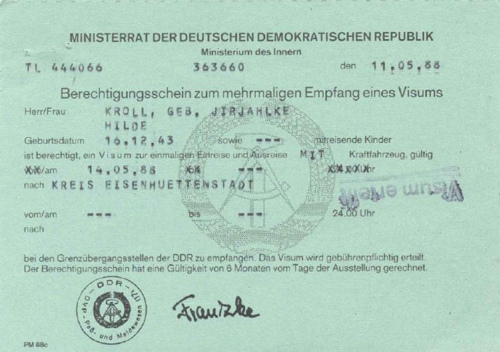 Mehrfachberechtigungsschein f&uuml;r Einreisen von West-Berlinern in die DDR mit einer G&uuml;ltigkeit von 48 Stunden, 11. Mai 1988