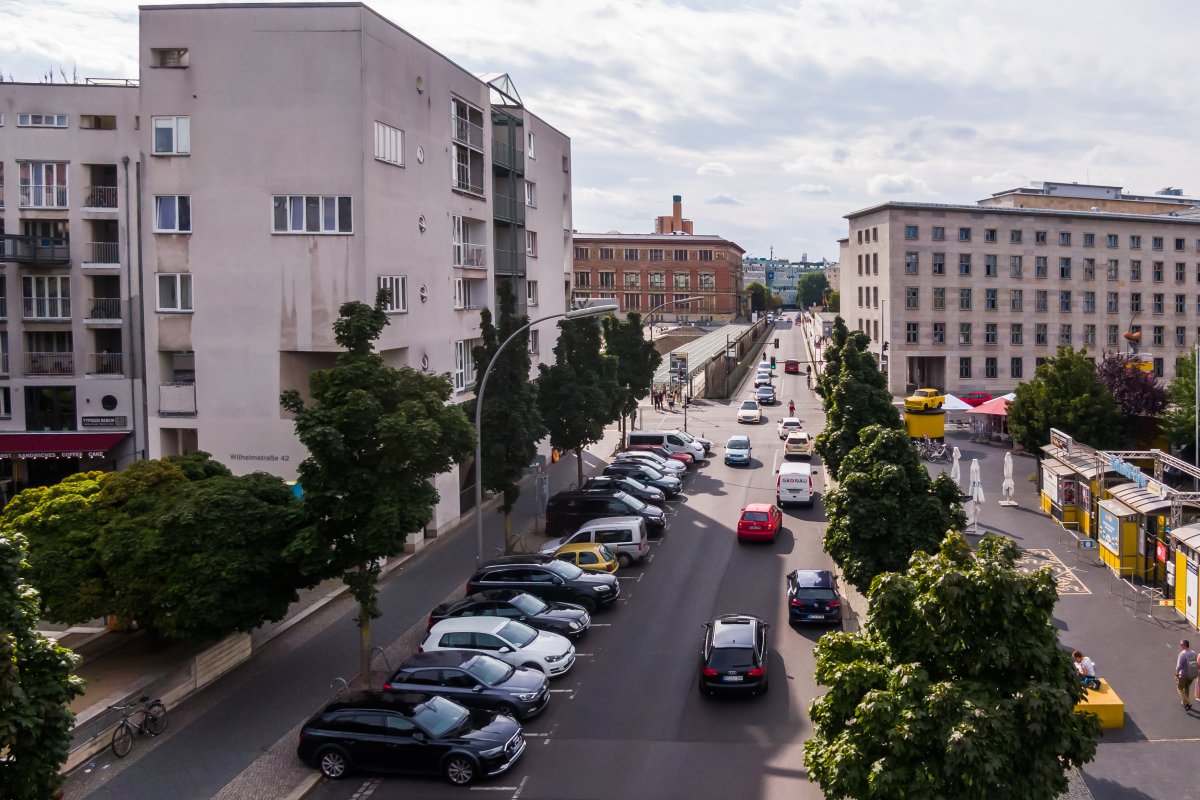 Gropius Bau und Haus der Ministerien (heute: Finanzministerium)