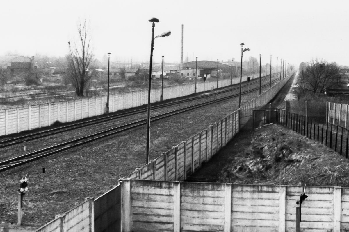 Grenzübergangsstelle Staaken/Eisenbahn, Aufnahme 1980er Jahre Grenzübergangsstelle Staaken/Eisenbahn, Aufnahme 1980er Jahre