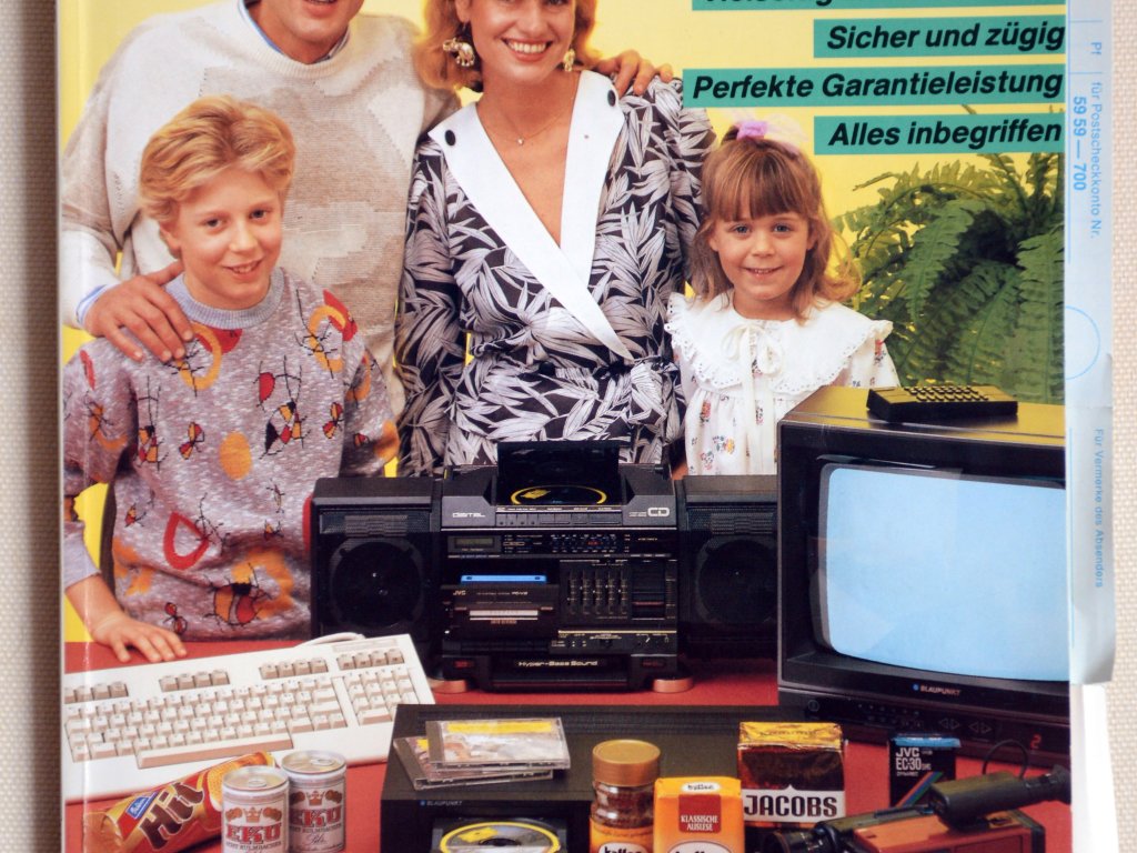 Katalog der Palatinus GmbH „Geschenke in die DDR“ aus dem Jahr 1988. Die Waren wurden von den Bürgern der Bundesrepublik bestellt, mit D-Mark bezahlt und dann direkt an Bekannte und Verwandte in die DDR versendet