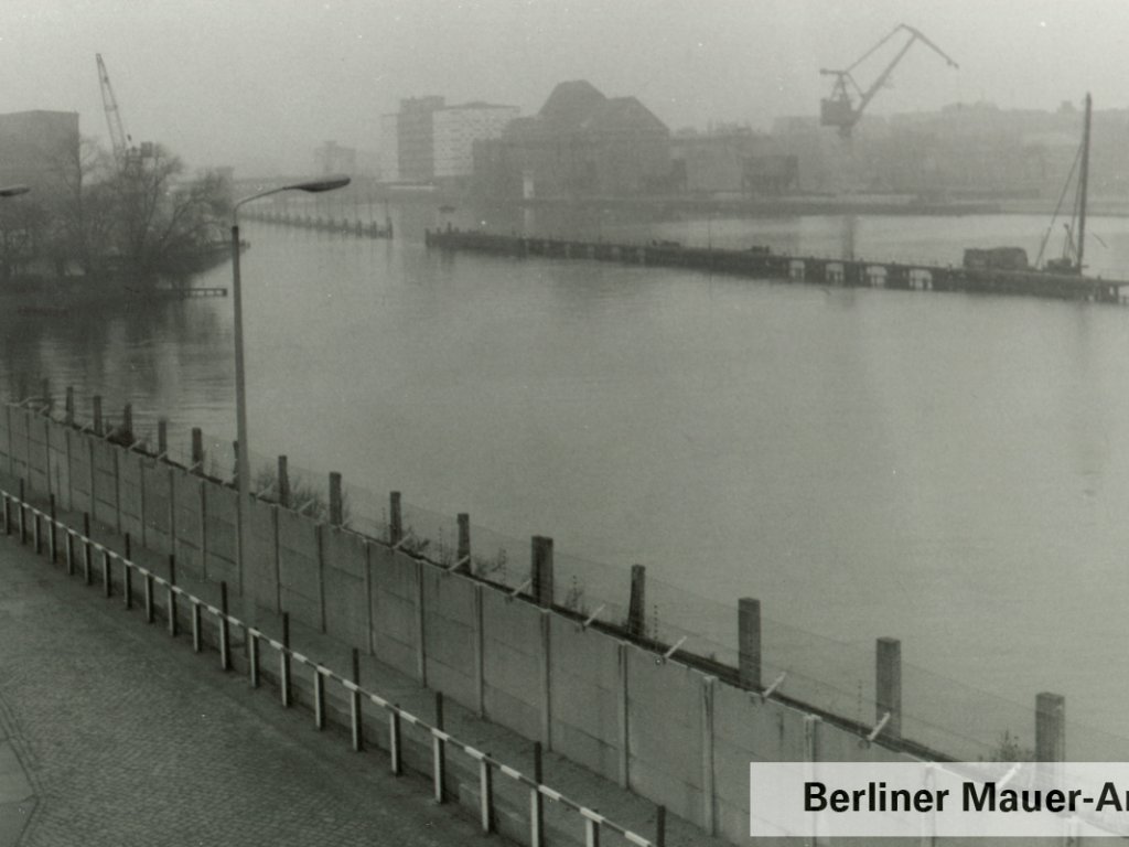 Der Berliner Osthafen in den 1980er Jahren