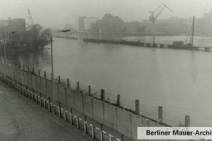 Der Berliner Osthafen in den 1980er Jahren