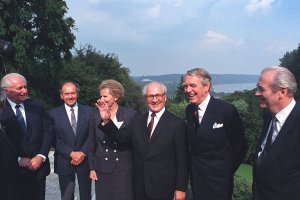 Erich Honecker, Oskar Fischer und Günter Mittag zu Gast bei Berthold Beitz, Aufsichtsratsvorsitzender der Friedrich Krupp GmbH, 1987