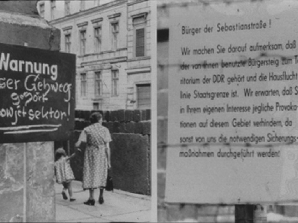 Mauer und Todesstreifen mitten durch eine Straße: Die Sebastianstraße in Berlin-Kreuzberg Mauer und Todesstreifen mitten durch eine Straße: Die Sebastianstraße in Berlin-Kreuzberg
