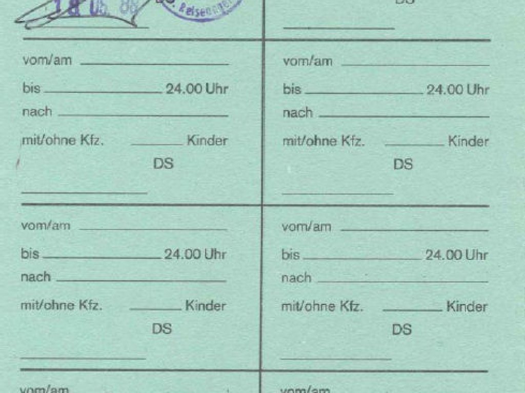 Mehrfachberechtigungsschein für Einreisen von West-Berlinern in die DDR mit einer Gültigkeit von 48 Stunden, 11. Mai 1988 2