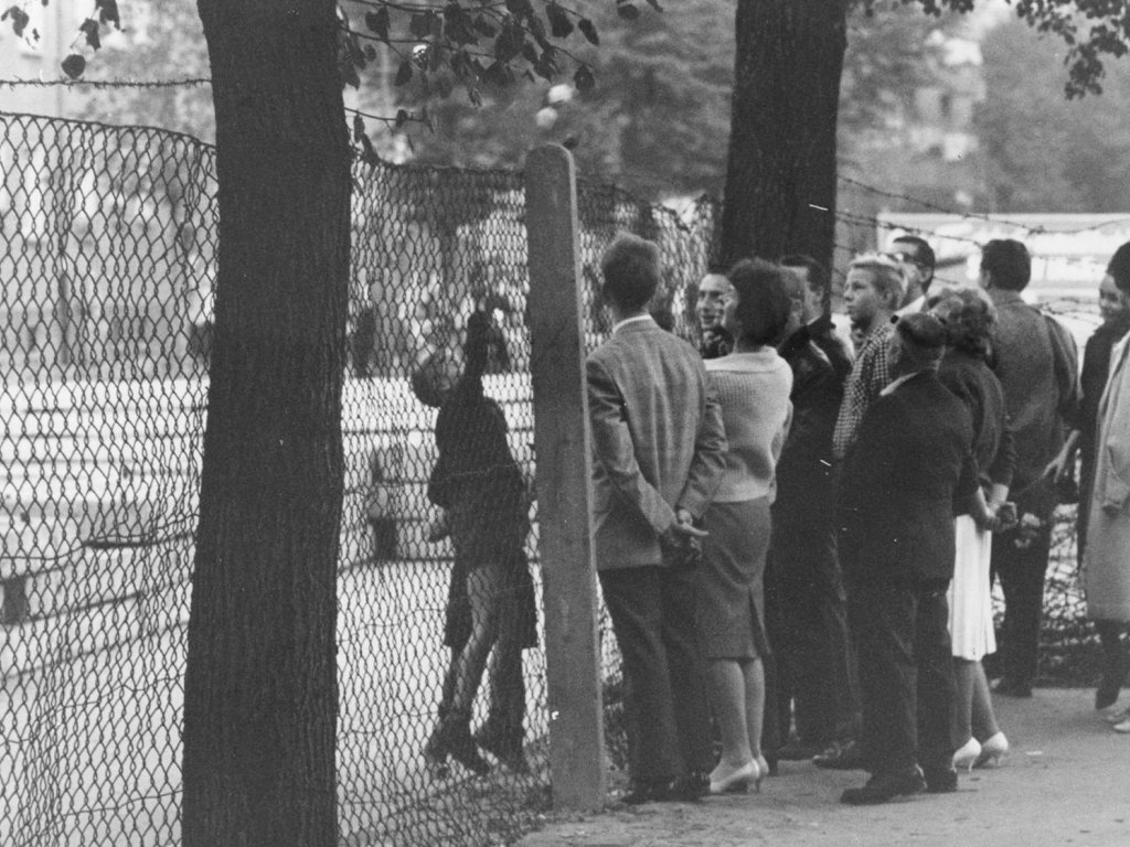 Berliner am Stacheldraht, September 1961