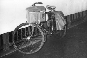 Klaus Schröter, shot and drowned in the Berlin border waters: MfS photo of Klaus Schröter’s bicycle on the Marschall Bridge [Nov. 4, 1963]