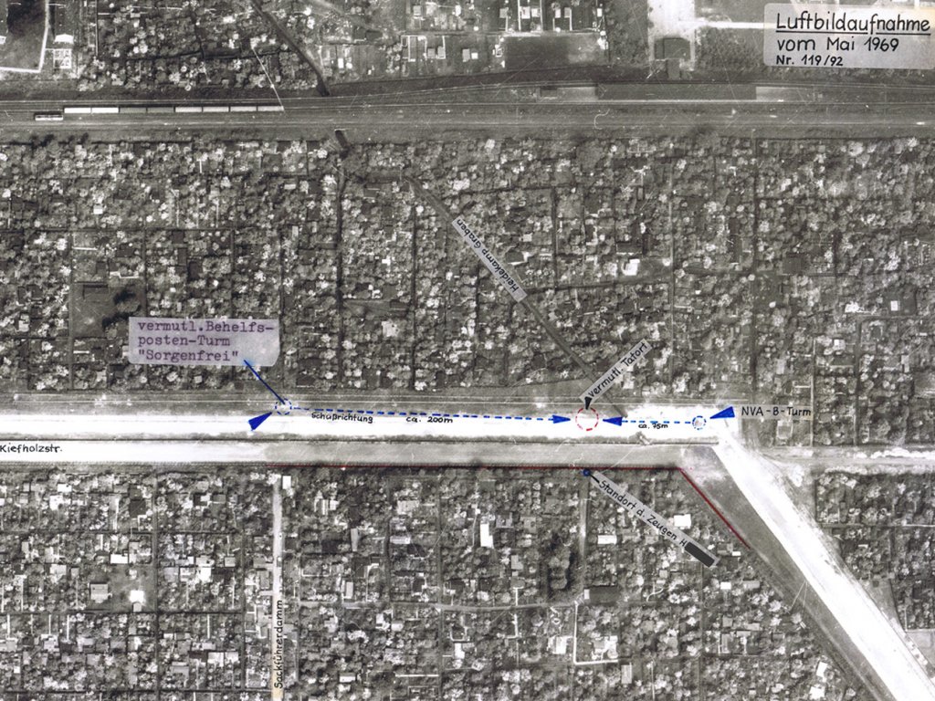 Lothar Schleusener, shot dead at the Berlin Wall: West Berlin police aerial photo of crime site with area of incident marked (photo: May 1969)