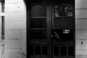 Michael Schmidt, shot dead at the Berlin Wall: MfS photo of escape route through a building on the border in Berlin-Pankow [Dec. 1, 1984]