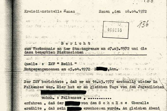 Spitzel-Informationen der Stasi über Reaktionen von Jugendlichen aus Falkensee auf den Tod von Klaus Schulze  Spitzel-Informationen der Stasi über Reaktionen von Jugendlichen aus Falkensee auf den Tod von Klaus Schulze