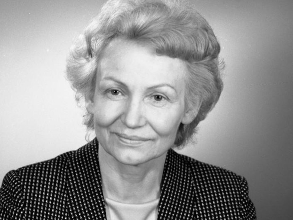 Margot Honecker, seit 1973 Ministerin für Volksbildung; Aufnahme 13. Juni 1986 Porträtaufnahme der lächelnden Margot Honecker.