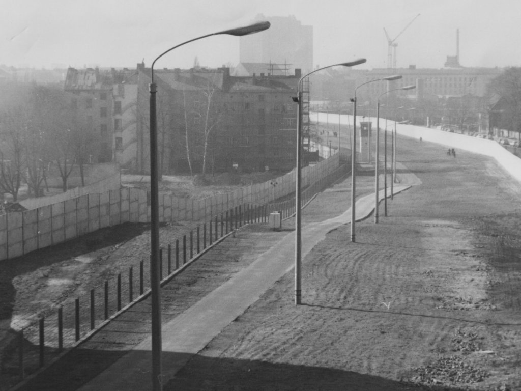 Der Todesstreifen in der Bernauer Straße in Berlin, Aufnahme 1980er Jahre
