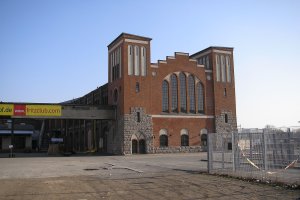 Postbahnhof am Ostbahnhof, März 2006