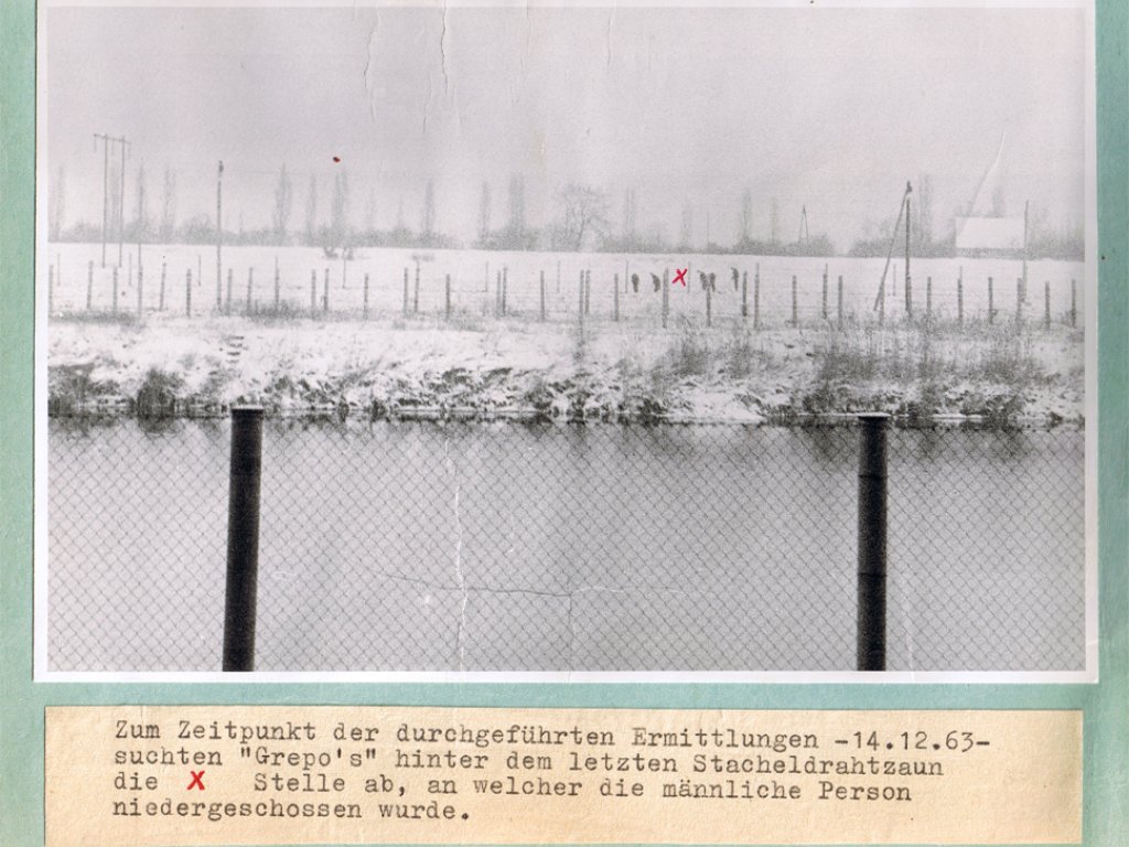 Dieter Berger, shot dead at the Berlin Wall: West Berlin police crime site photo of evidence being collected on the death strip [Dec. 13, 1963]