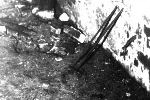 Unidentified fugitive, drowned in the Berlin border waters: East German border troop photo of tracks left behind by fugitive in Berlin-Friedrichshain [Jan. 19, 1965]