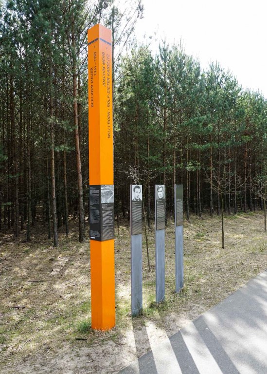 Joachim Mehr: Commemorative Column near the nature preservation tower of the German Forest Youth Joachim Mehr: Commemorative Column near the nature preservation tower of the German Forest Youth