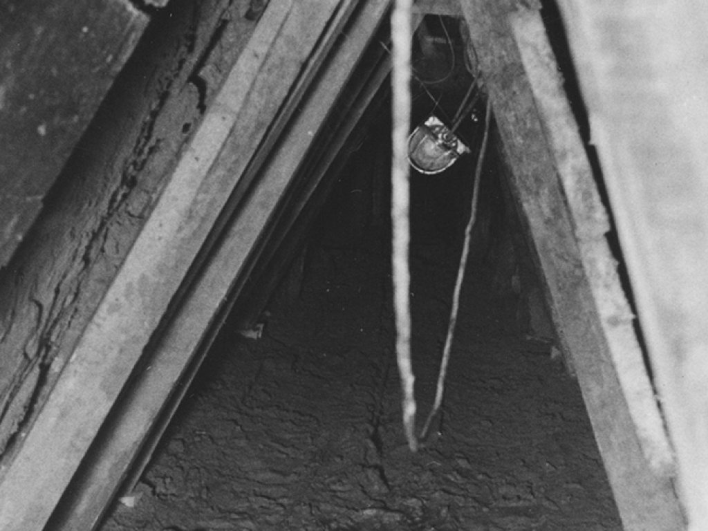 Der „Tunnel 29" – ein logistisches Meisterstück, durch den 29 Personen in den Westen fliehen; Aufnahme September 1962