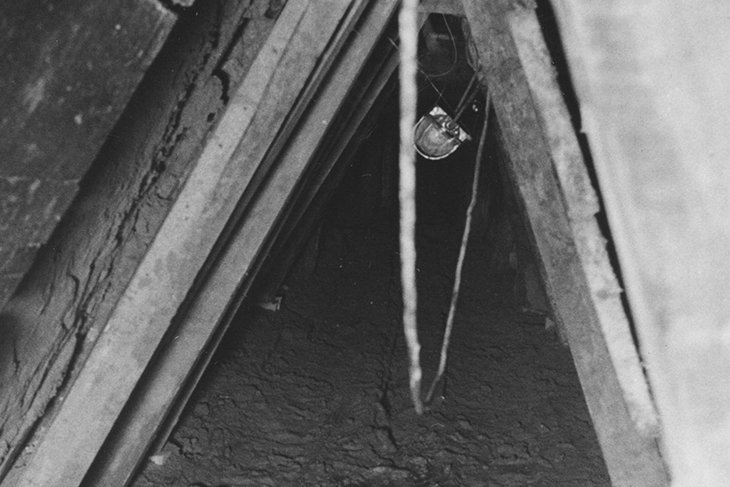 Der „Tunnel 29" – ein logistisches Meisterstück, durch den 29 Personen in den Westen fliehen; Aufnahme September 1962