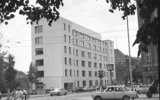 Blick auf das Gebäude der Ständigen Vertretung der Bundesrepublik in der DDR in der Hannoverschen Straße in Ost-Berlin; Aufnahme 25. Juni 1974