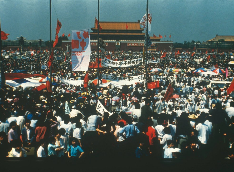 Studentendemonstration für Demokratie und Menschenrechte auf dem Platz des Himmlischen Friedens in Peking, Mai 1989