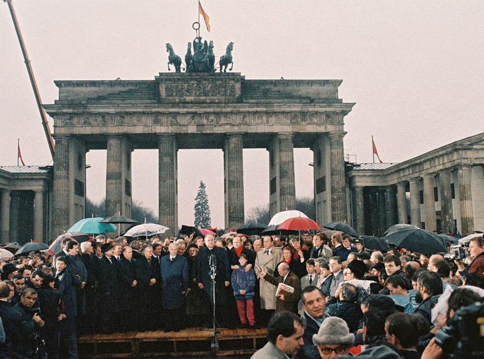 Eröffnung der Grenzübergangsstelle am Brandenburger Tor, 22. Dezember 1989