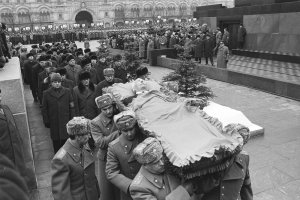 Beisetzung von Konstantin Tschernenko in Moskau, 13. März 1985