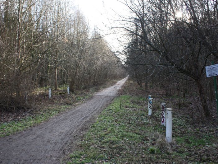 Todesstreifen der DDR-Grenzanlagen als Erholungsgebiet zwischen Birkholz und Berlin-Lichtenrade; Aufnahme 2015